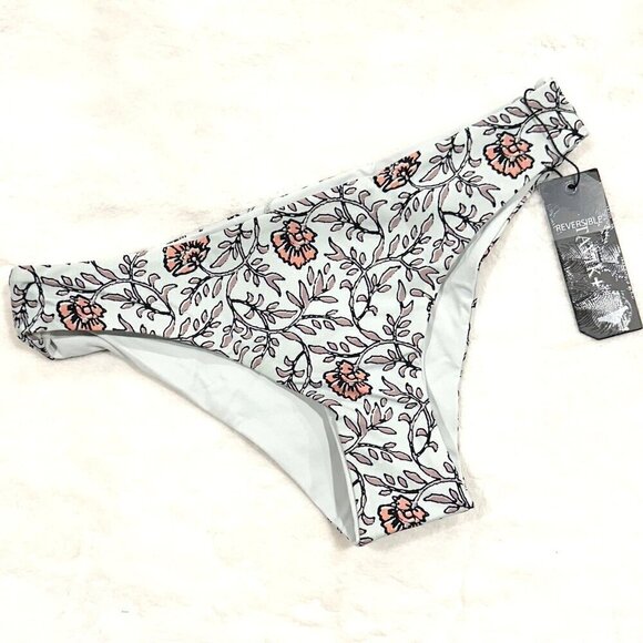 NWT Tavik Ali Moderate Swim Bottom in Light Blue Wild Flower Print - Extra Small - Picture 2 of 9